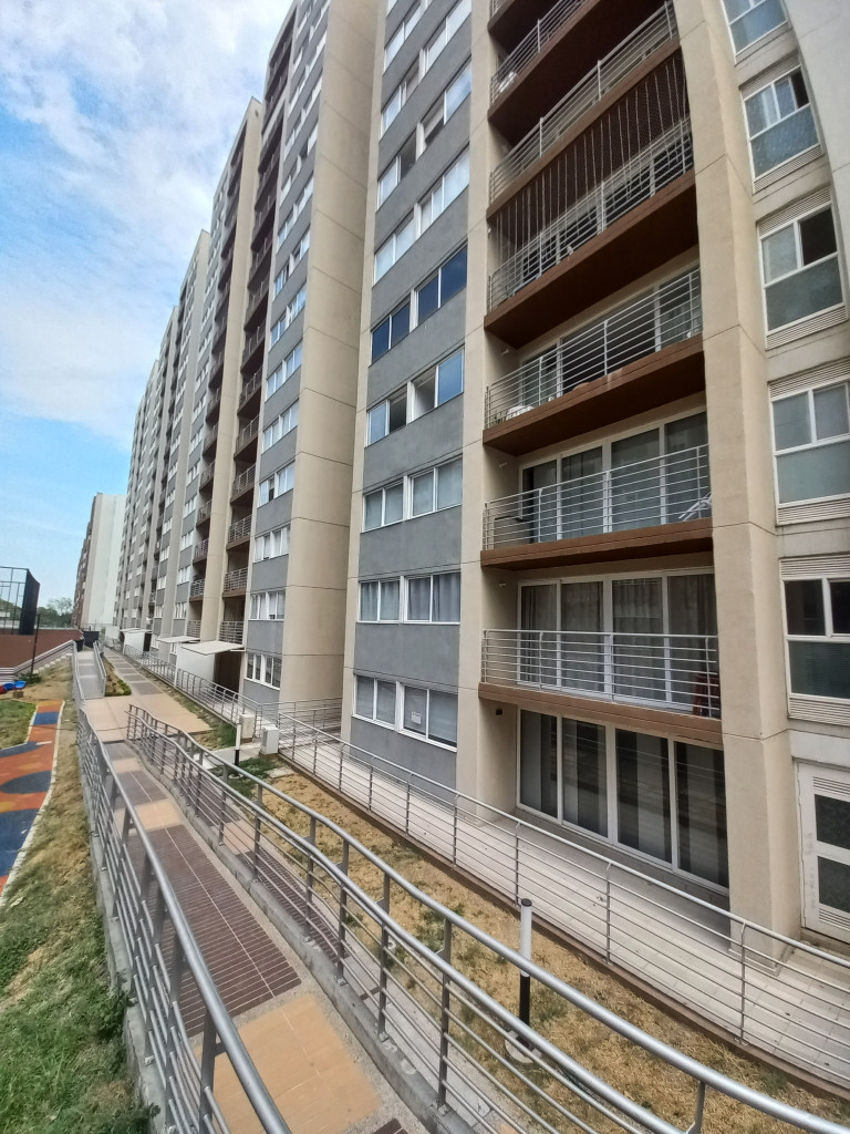 APARTAMENTO en ARRIENDO en BOSQUE RESERVADO  TORRE 2 — 4