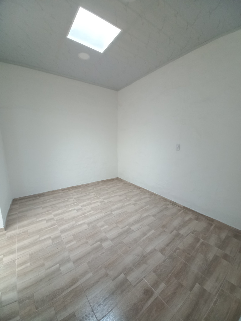 Local En Arriendo - Cra Entre 1 Y 2 Calle 13  Local Piso 2 Centro, Ibagué