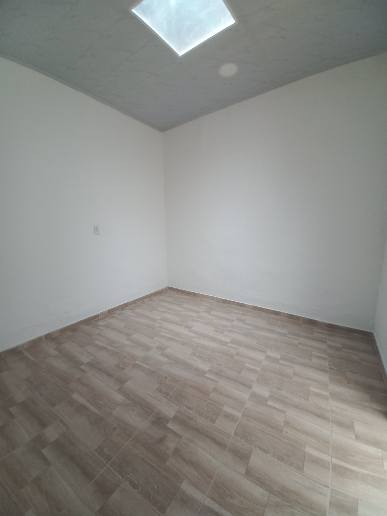 Local En Arriendo - Cra Entre 1 Y 2 Calle 13  Local Piso 2 Centro, Ibagué