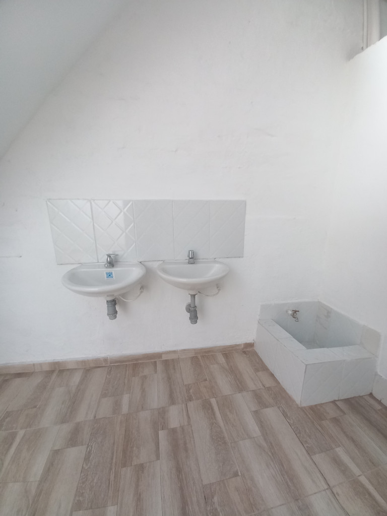 Local En Arriendo - Cra Entre 1 Y 2 Calle 13  Local Piso 2 Centro, Ibagué