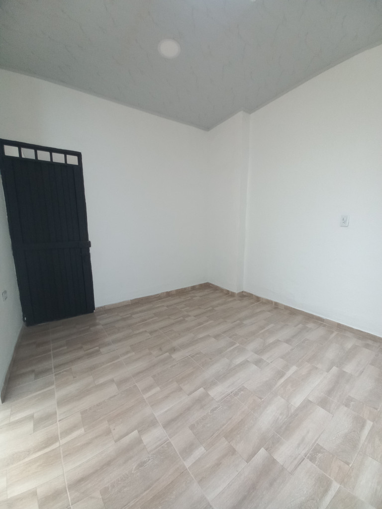 Local En Arriendo - Cra Entre 1 Y 2 Calle 13  Local Piso 2 Centro, Ibagué
