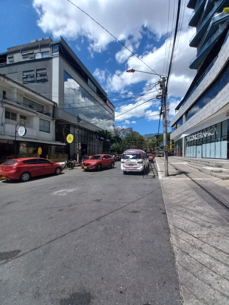 APARTAMENTO en VENTA en EDIFICIO M30 PISO 6 ASCENSOR — 4