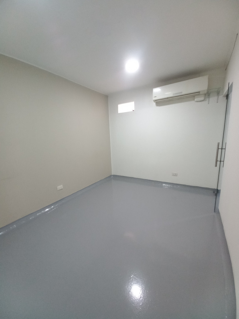 Local En Arriendo - Plazoleta Fenalco Cadiz, Ibagué