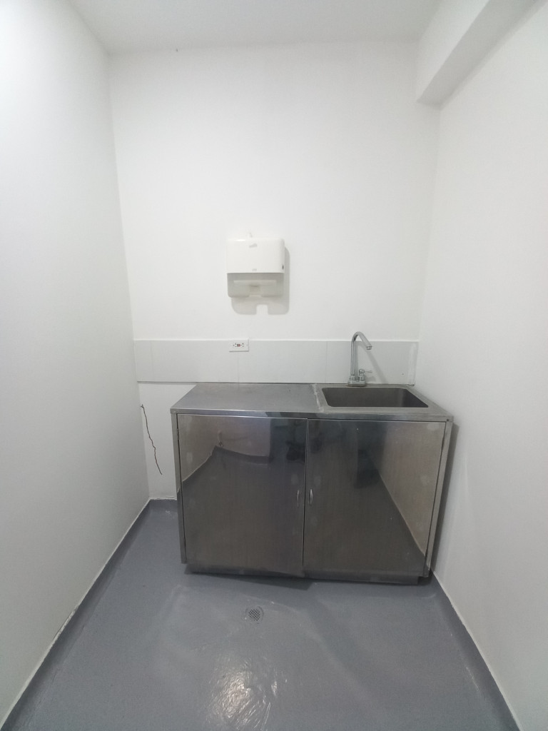 Local En Arriendo - Plazoleta Fenalco Cadiz, Ibagué