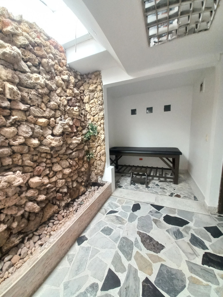 Local En Arriendo - Plazoleta Fenalco Cadiz, Ibagué