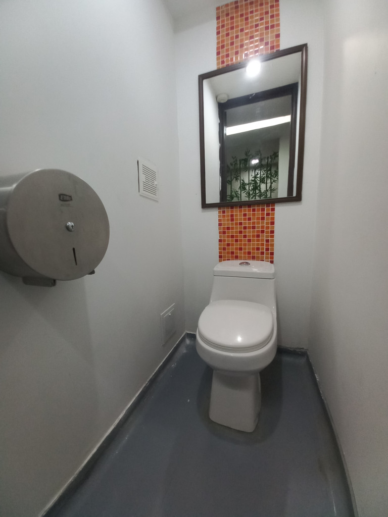Local En Arriendo - Plazoleta Fenalco Cadiz, Ibagué