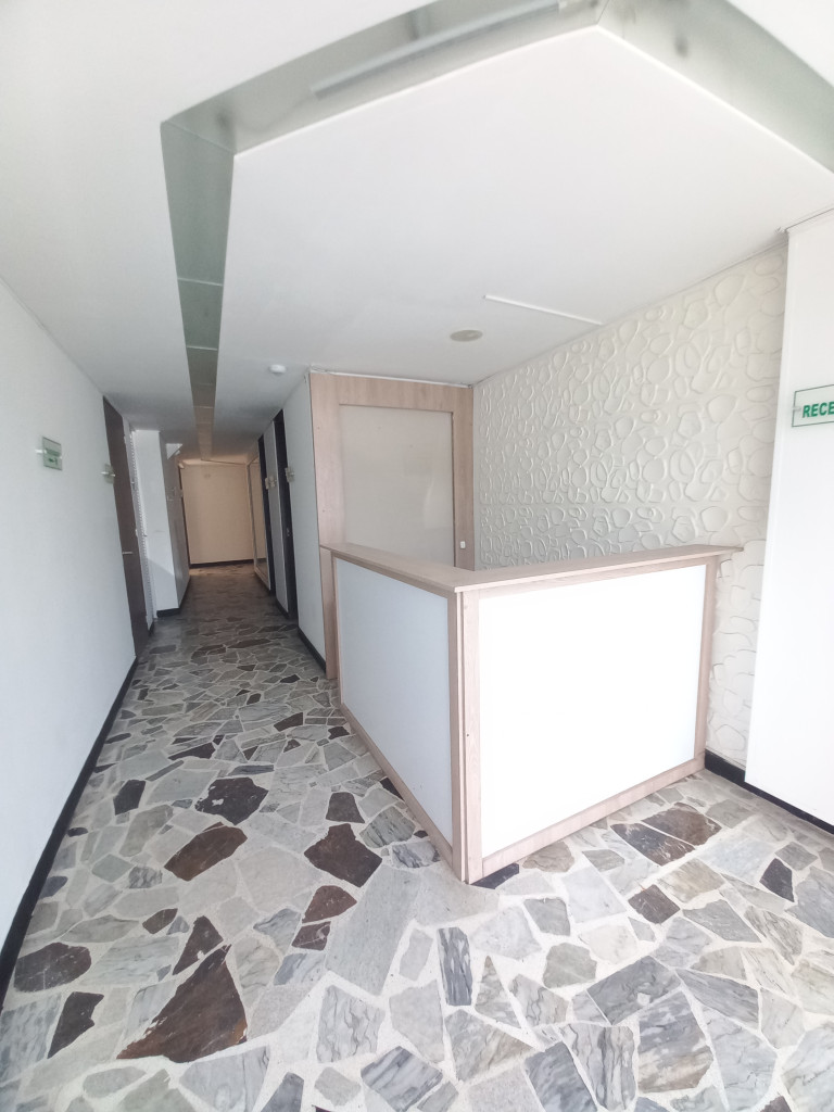 LOCAL en ARRIENDO en PLAZOLETA FENALCO CADIZ — 3