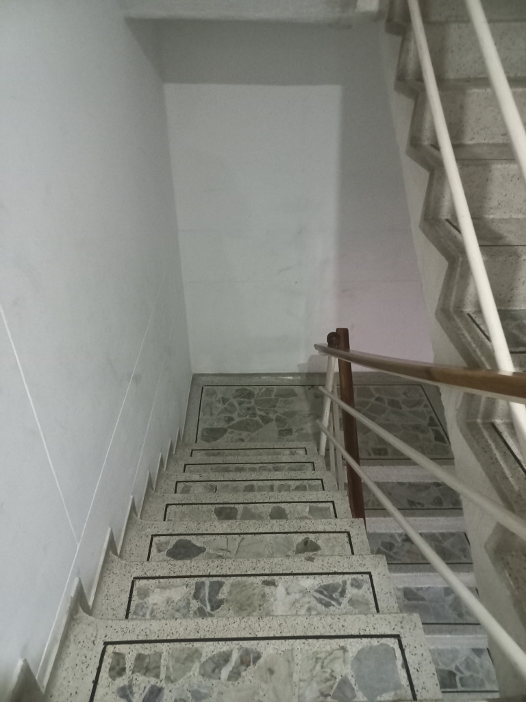 APARTAMENTO en ARRIENDO en C.R PRADOS DEL  NORTE PISO 2 SIN ASCESOR — 4