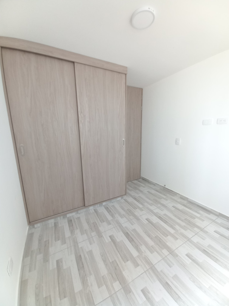 Apartamento En Arriendo - C.r  Siena Santa Cruz Piso 2 Sin Asensor, Ibagué