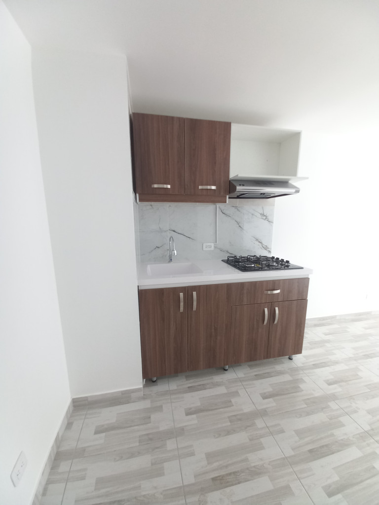 Apartamento En Arriendo - C.r  Siena Santa Cruz Piso 2 Sin Asensor, Ibagué