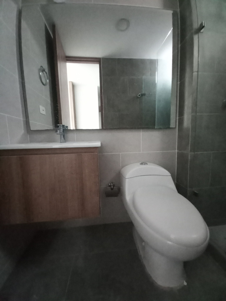 Apartamento En Arriendo - Edificio Baviera Piso 7 Con Ascensor, Ibagué