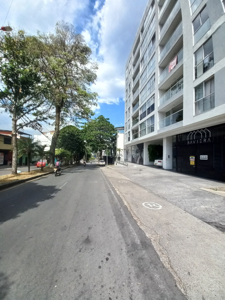 APARTAMENTO en ARRIENDO en EDIFICIO BAVIERA PISO 7 CON ASCENSOR