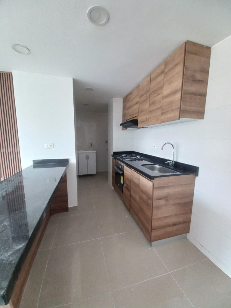 Apartamento En Arriendo - Edificio Baviera Piso 7 Con Ascensor, Ibagué