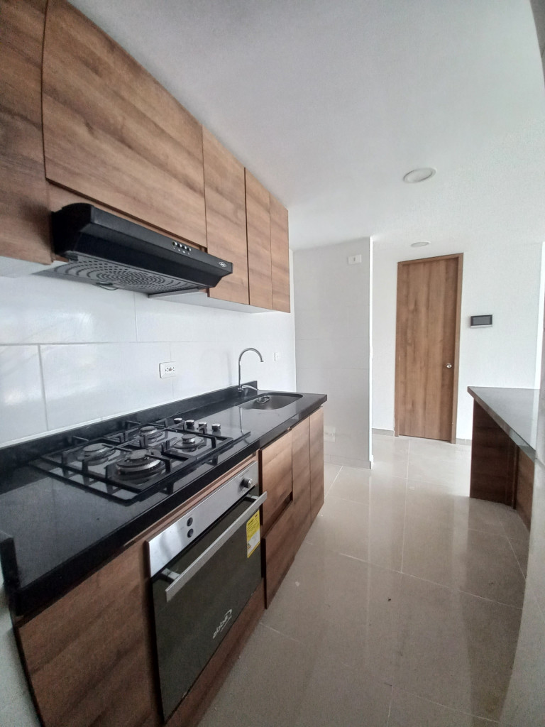 Apartamento En Arriendo - Edificio Baviera Piso 7 Con Ascensor, Ibagué