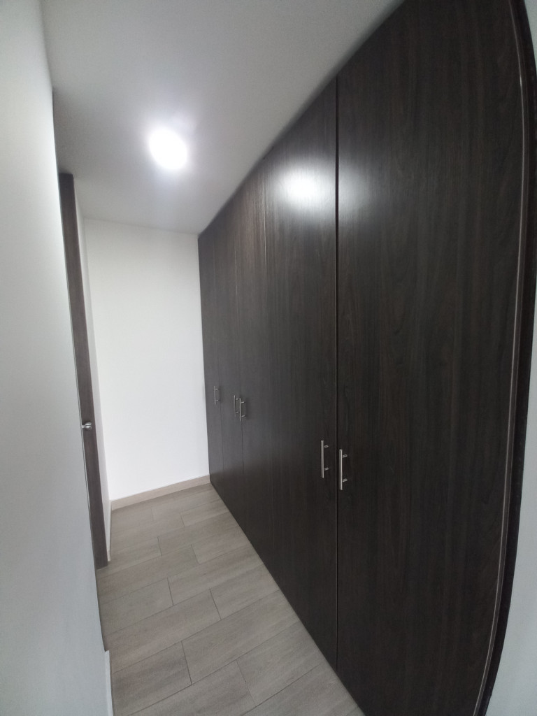 Apartamento En Venta - C.r Ladera Piedra Pintada Piso 8, Ibagué