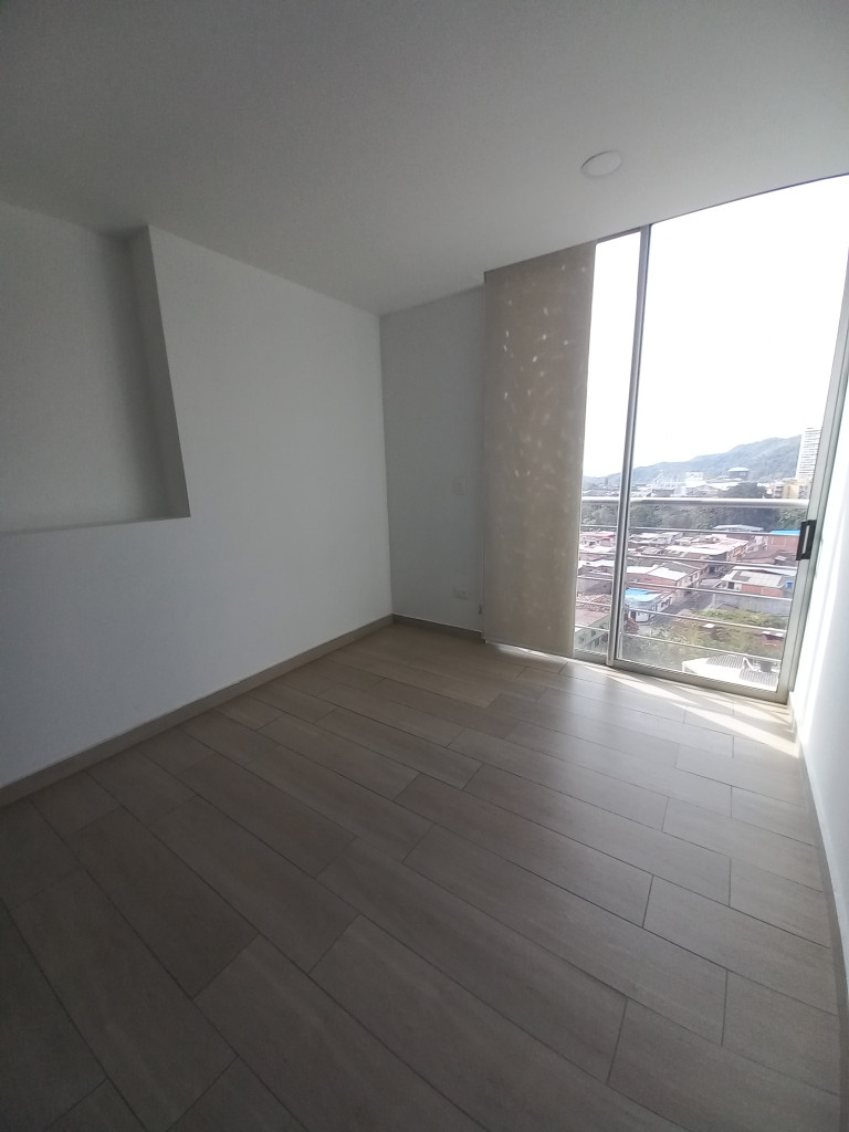 Apartamento En Venta - C.r Ladera Piedra Pintada Piso 8, Ibagué
