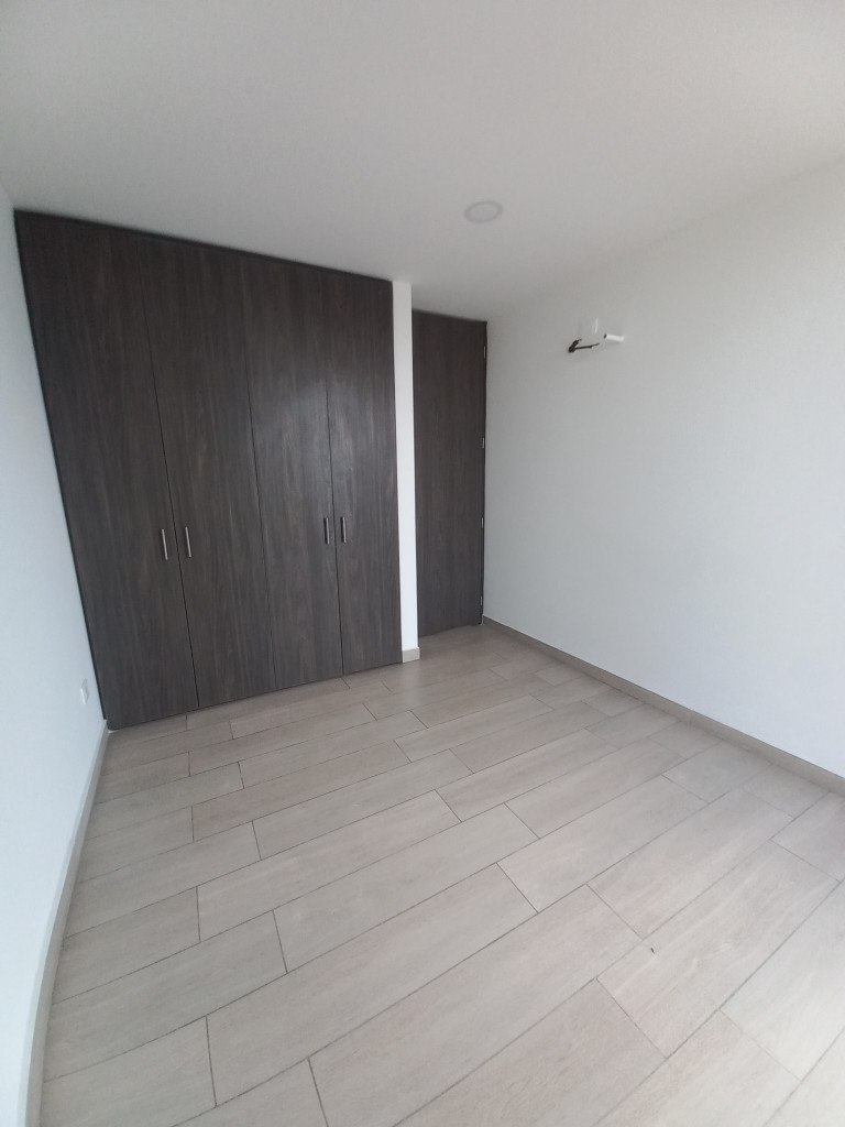 Apartamento En Venta - C.r Ladera Piedra Pintada Piso 8, Ibagué