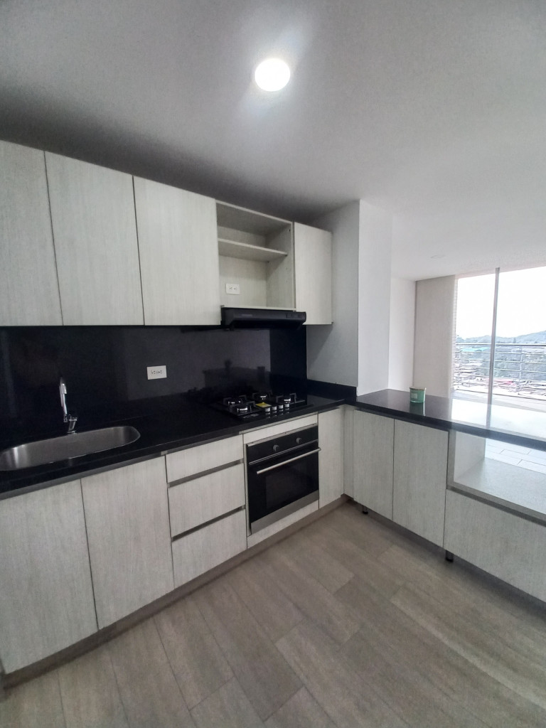 Apartamento En Venta - C.r Ladera Piedra Pintada Piso 8, Ibagué