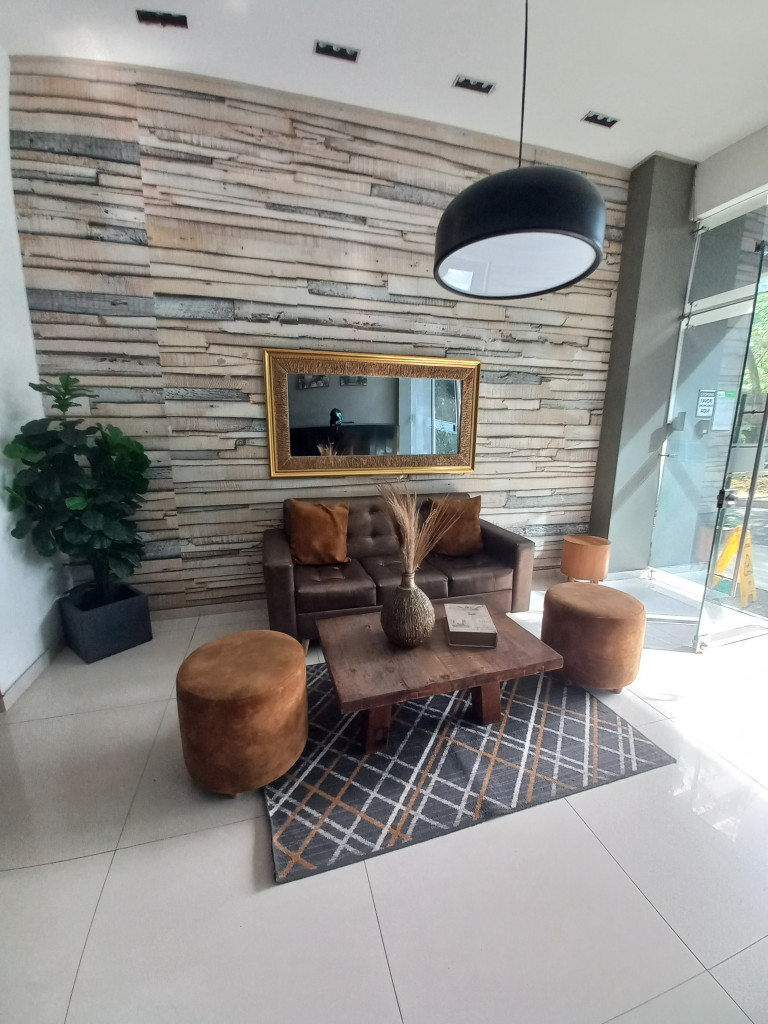 APARTAMENTO en VENTA en C.R LADERA PIEDRA PINTADA PISO 8 — 3