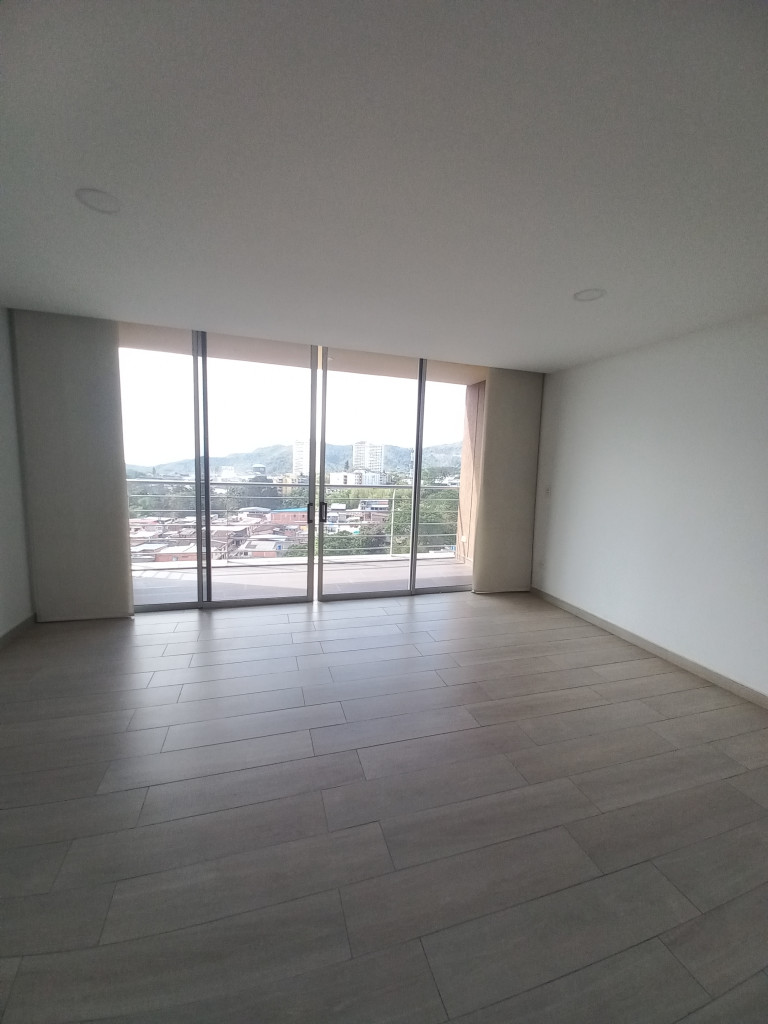 APARTAMENTO en VENTA en C.R LADERA PIEDRA PINTADA PISO 8 — 5