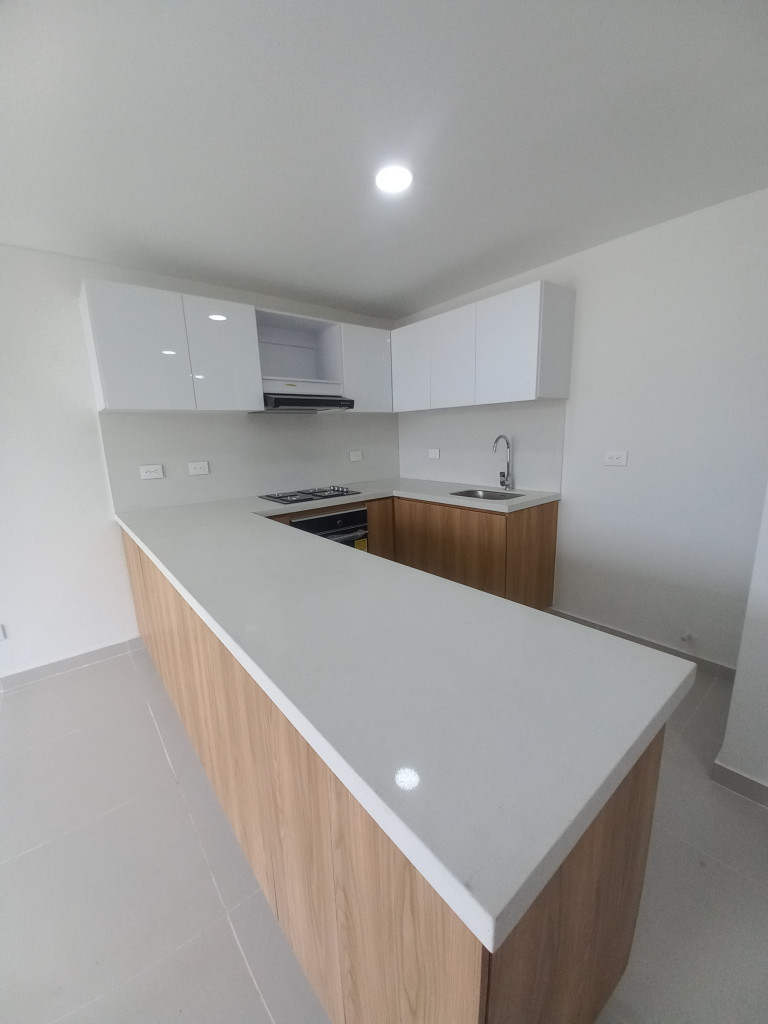 Apartamento En Venta - Edificio  Hábitat Infinity Piso 21, Ibagué