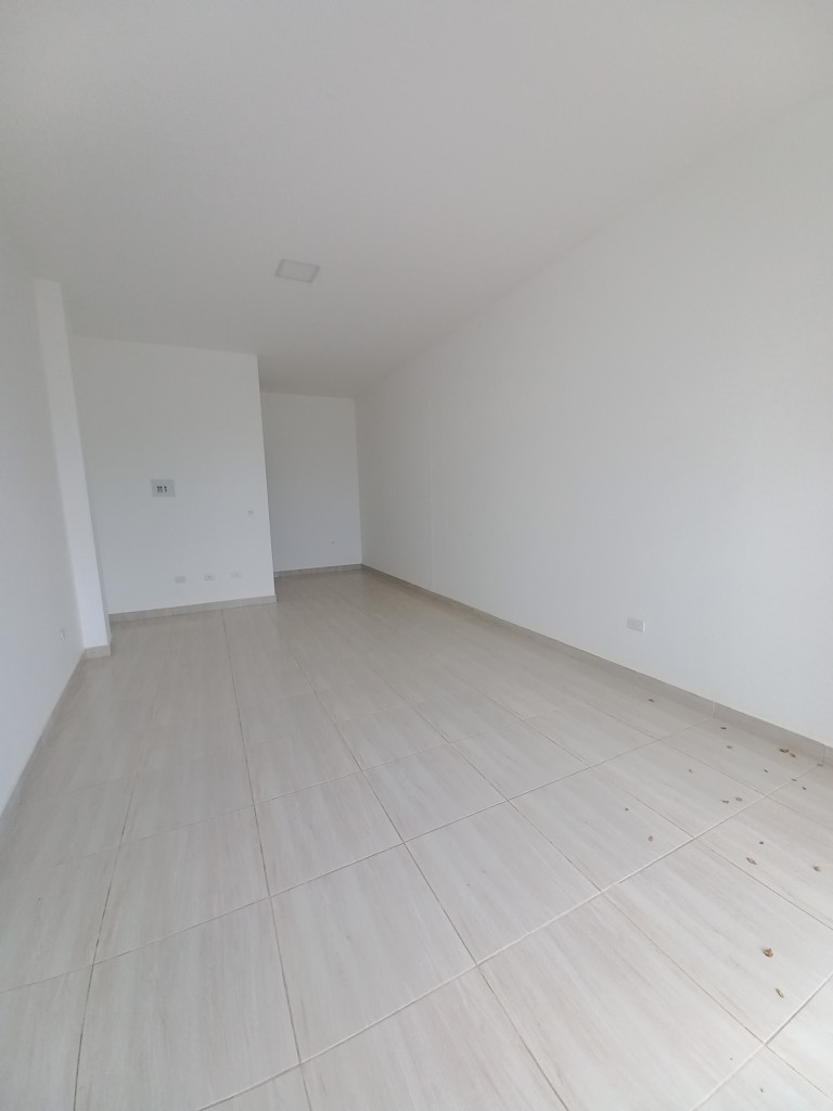 LOCAL en ARRIENDO en CONJUNTO MULTIFAMILIAR VILLA SALOMÉ ETAPA II — 4