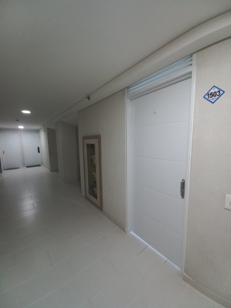 APARTAMENTO en ARRIENDO en C.R TORREON DE VARSOVIA PISO 15 — 4