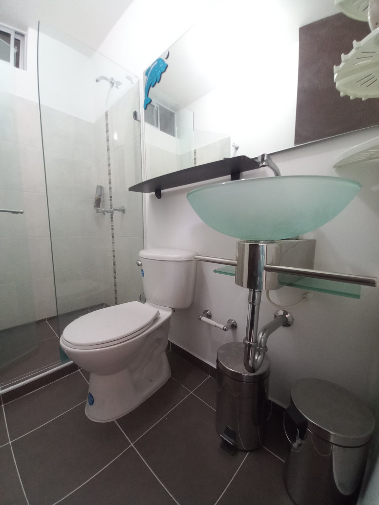 Apartamento En Venta - C.r San Remo  Piso 4 Sin Ascensor, Ibagué