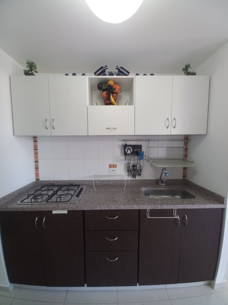 Apartamento En Venta - C.r San Remo  Piso 4 Sin Ascensor, Ibagué