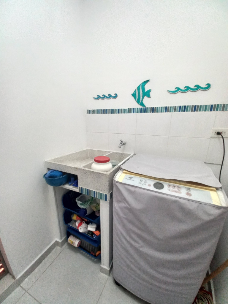 Apartamento En Venta - C.r San Remo  Piso 4 Sin Ascensor, Ibagué