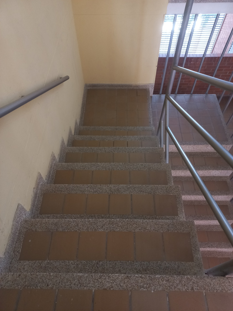 Apartamento En Venta - C.r San Remo  Piso 4 Sin Ascensor, Ibagué