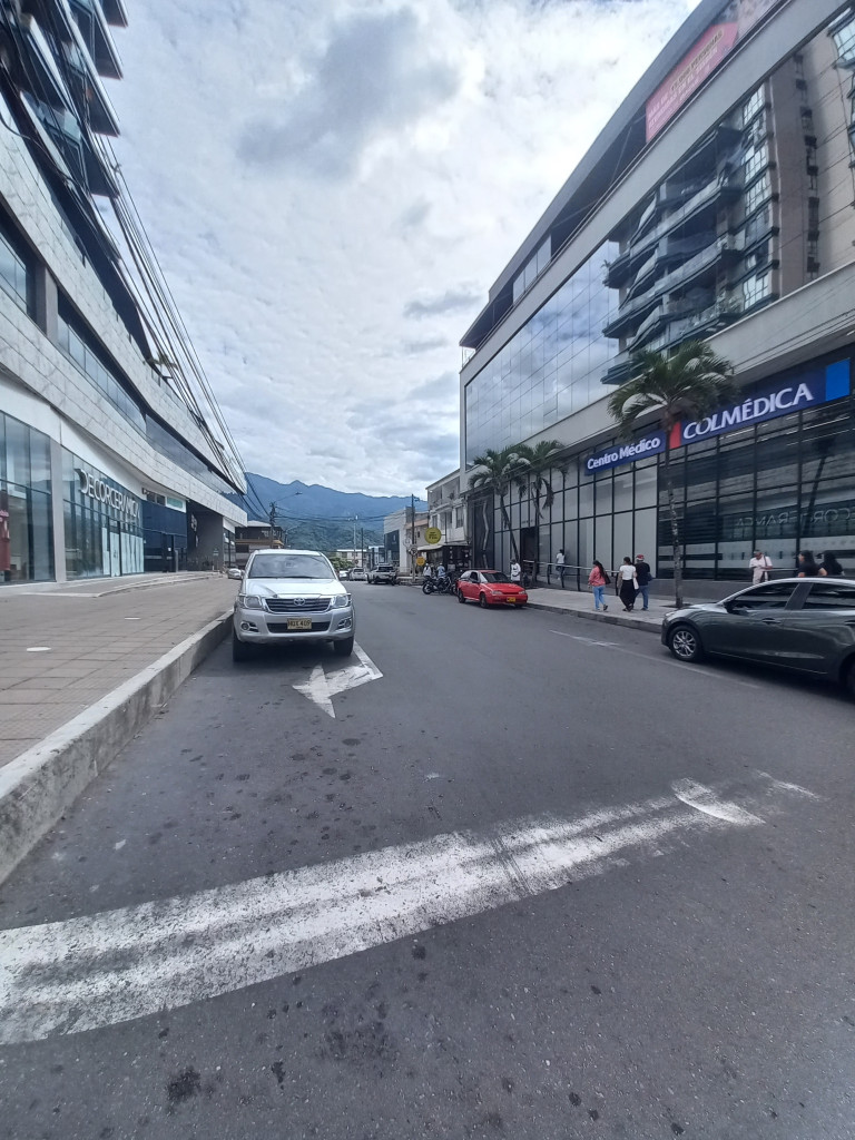 APARTAMENTO en ARRIENDO en PENTHOUSE EDIFICIO M30 PISO 25