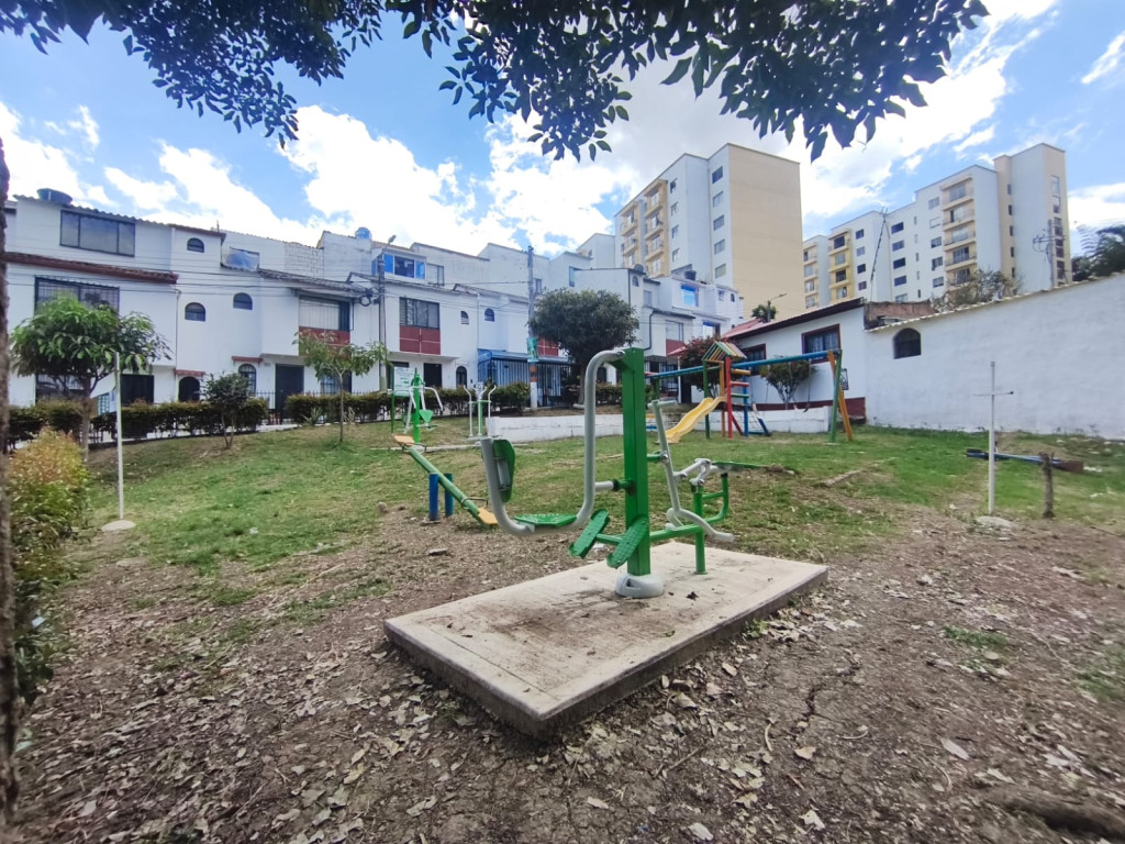 Casa En Venta - Conjunto Multifamiliar Altos De Fusagasuga, Fusagasugá