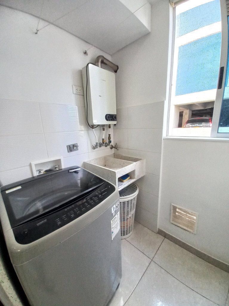 Apartamento En Venta - C.r Torreon De Varsovia Piso 6, Ibagué