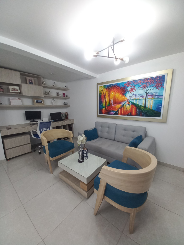 APARTAMENTO en VENTA en C.R TORREON DE VARSOVIA PISO 6 — 3