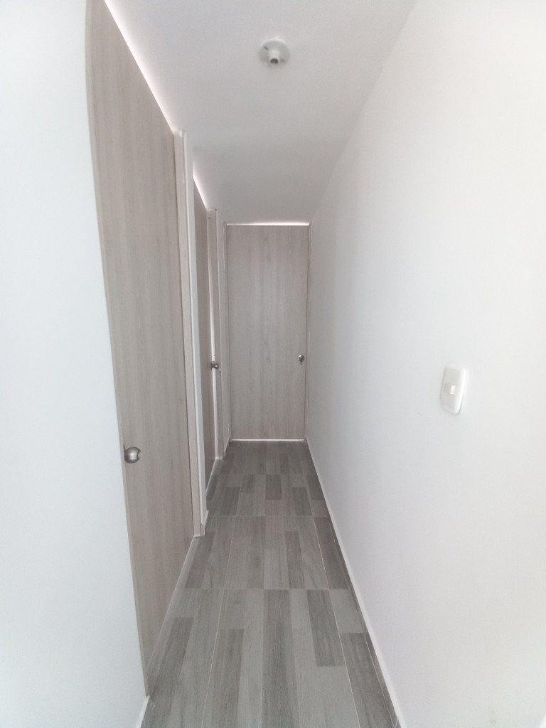 Apartamento En Venta - C.r Alminar Mauritania Piso 11, Ibagué