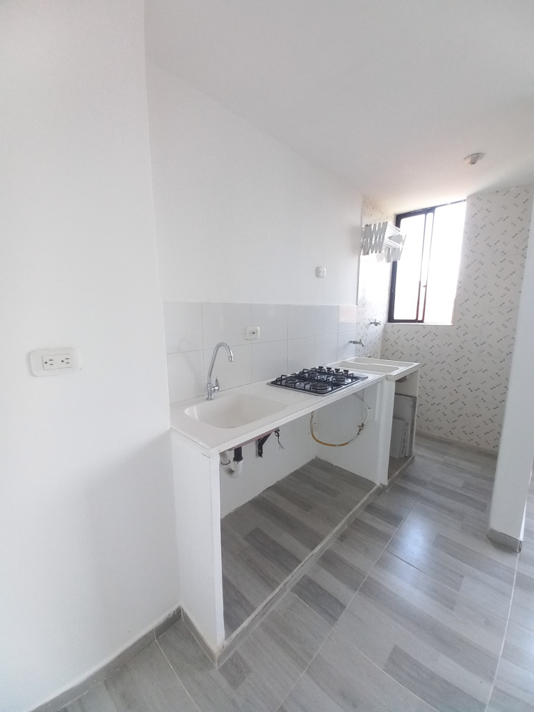 Apartamento En Venta - C.r Alminar Mauritania Piso 11, Ibagué