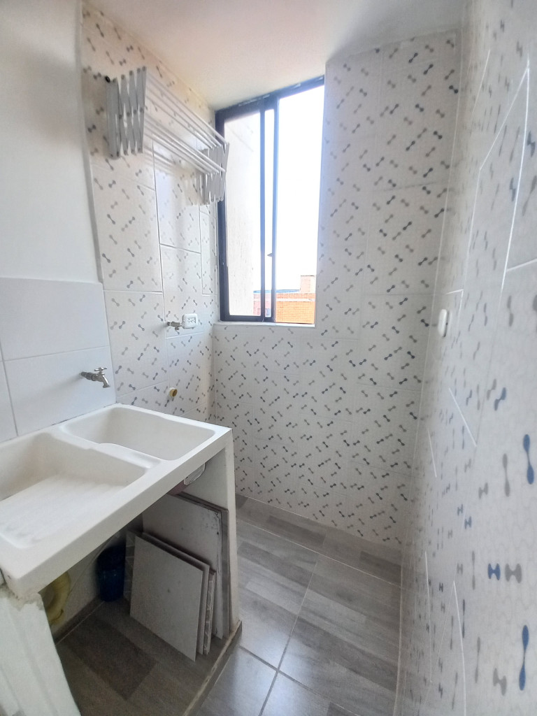 Apartamento En Venta - C.r Alminar Mauritania Piso 11, Ibagué