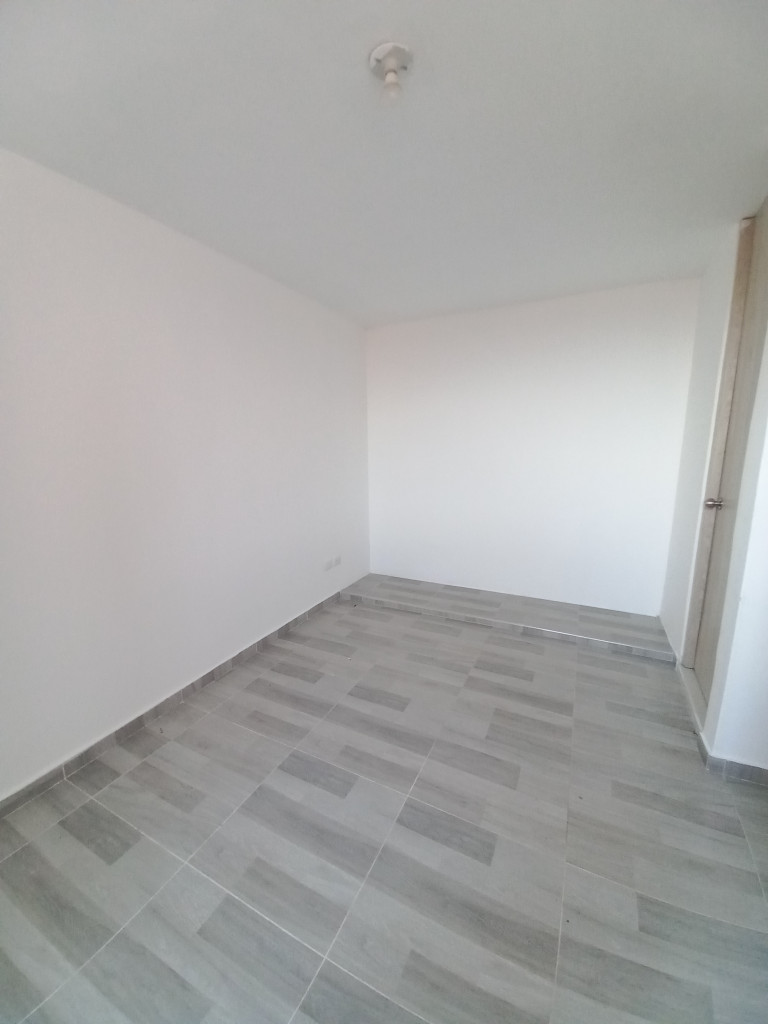 Apartamento En Venta - C.r Alminar Mauritania Piso 11, Ibagué