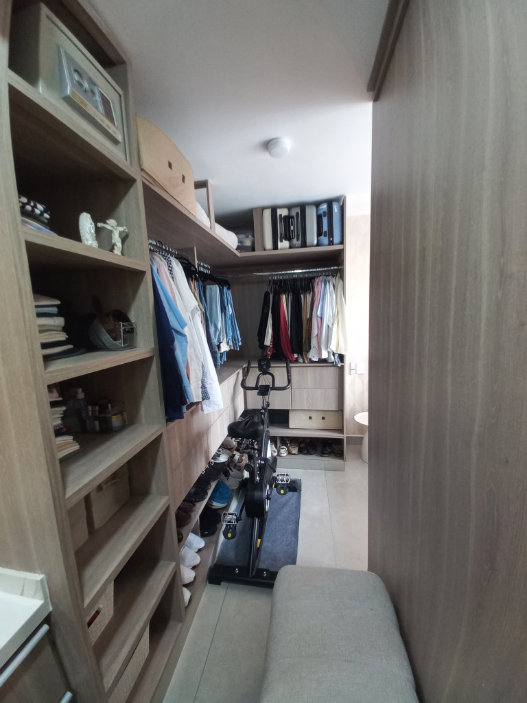 Apartamento En Venta - C.r Foret Piso 11, Ibagué