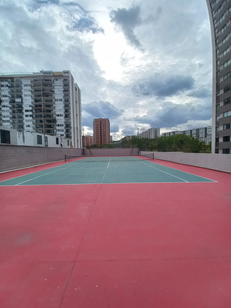 Apartamento En Venta - C.r Foret Piso 11, Ibagué
