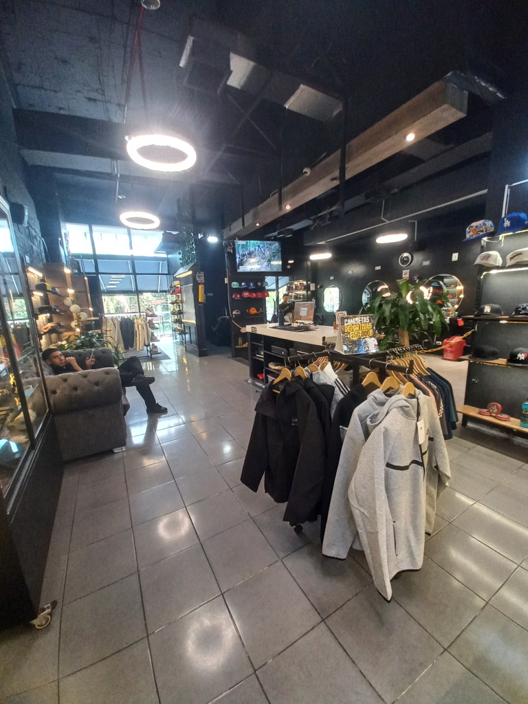 Local En Venta - C.c Acqua Piso 1, Ibagué