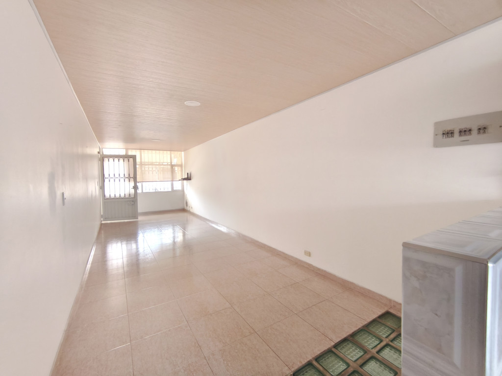 APARTAMENTO en ARRIENDO en URB CIUDADELA COOTRANSFUSA PISO 2 — 4