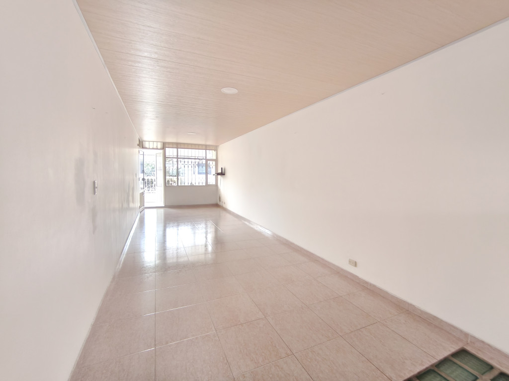 APARTAMENTO en ARRIENDO en URB CIUDADELA COOTRANSFUSA PISO 2 — 5
