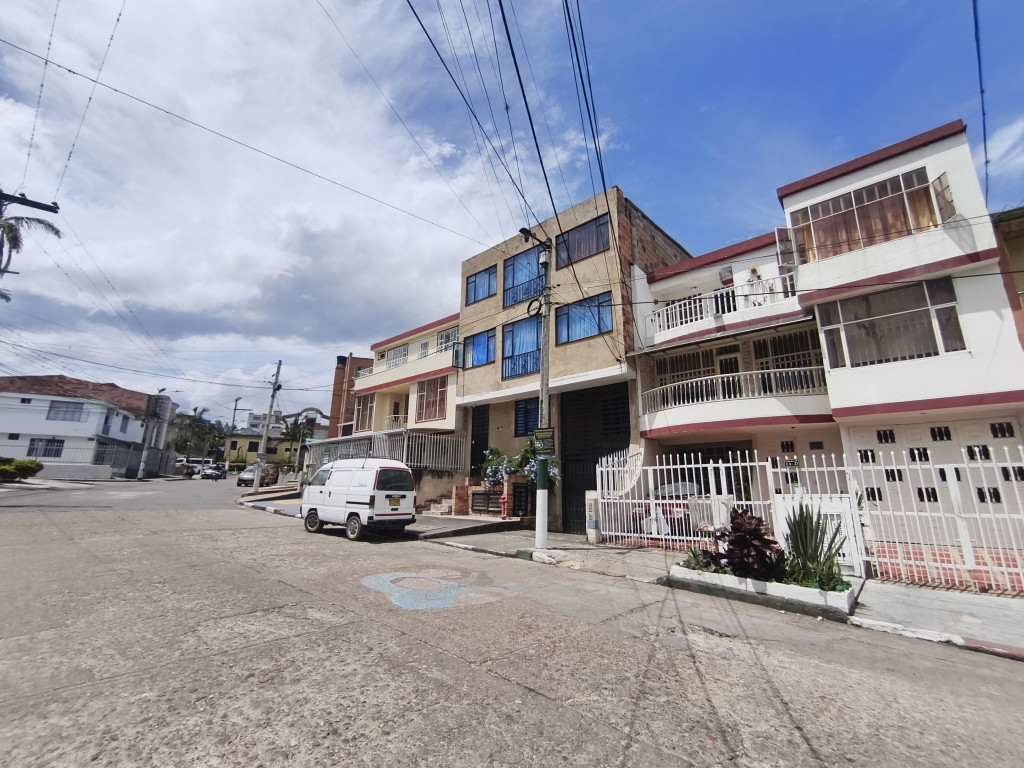 APARTAMENTO en ARRIENDO en URB CIUDADELA COOTRANSFUSA PISO 2 — 2