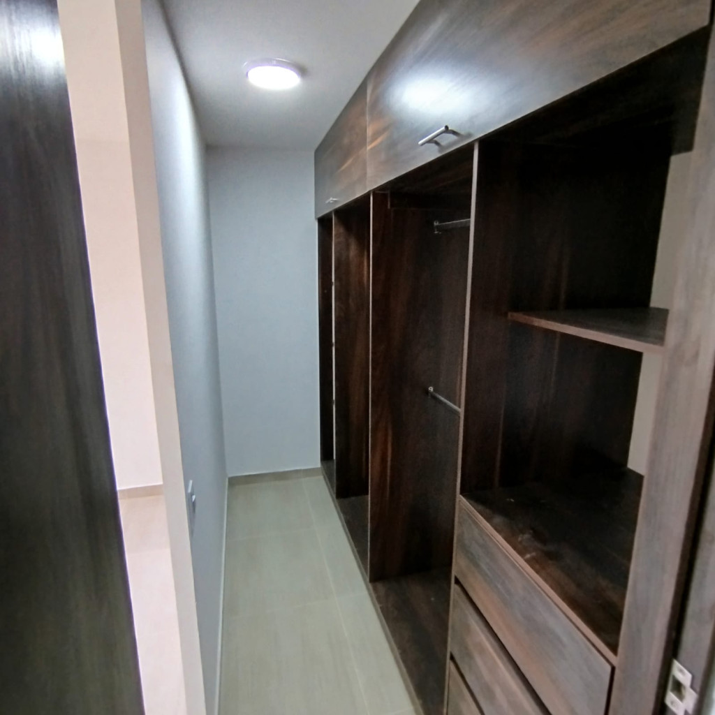 Apartamento En Venta - C.r Valle Lindo Piso 4, Ibagué