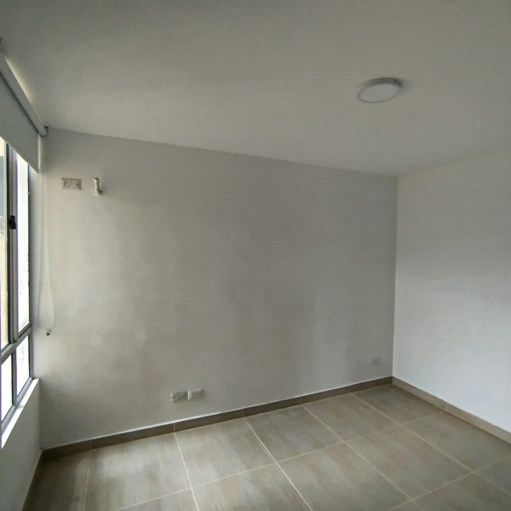 Apartamento En Venta - C.r Valle Lindo Piso 4, Ibagué