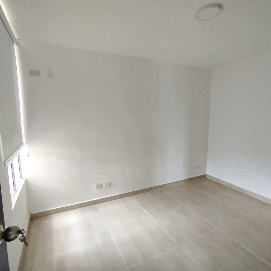 Apartamento En Venta - C.r Valle Lindo Piso 4, Ibagué
