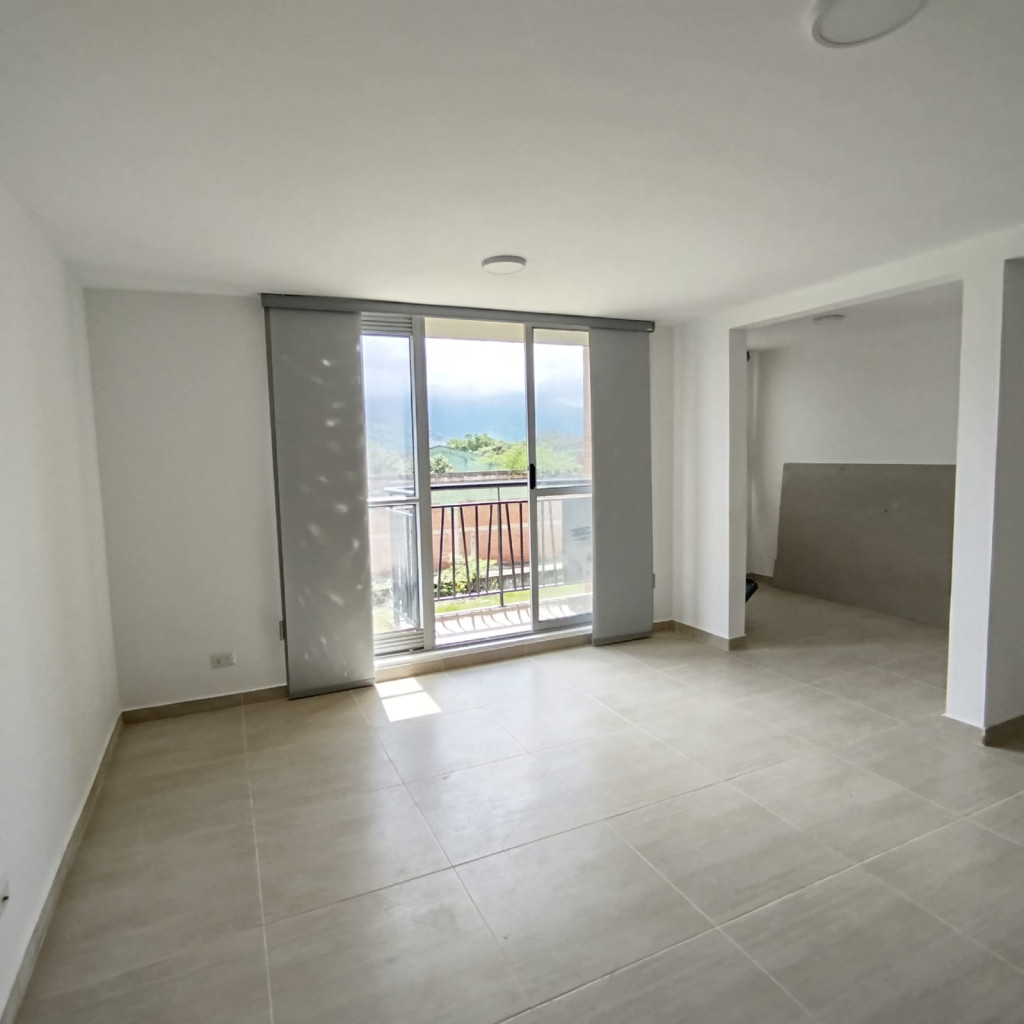 APARTAMENTO en VENTA en C.R VALLE LINDO PISO 4