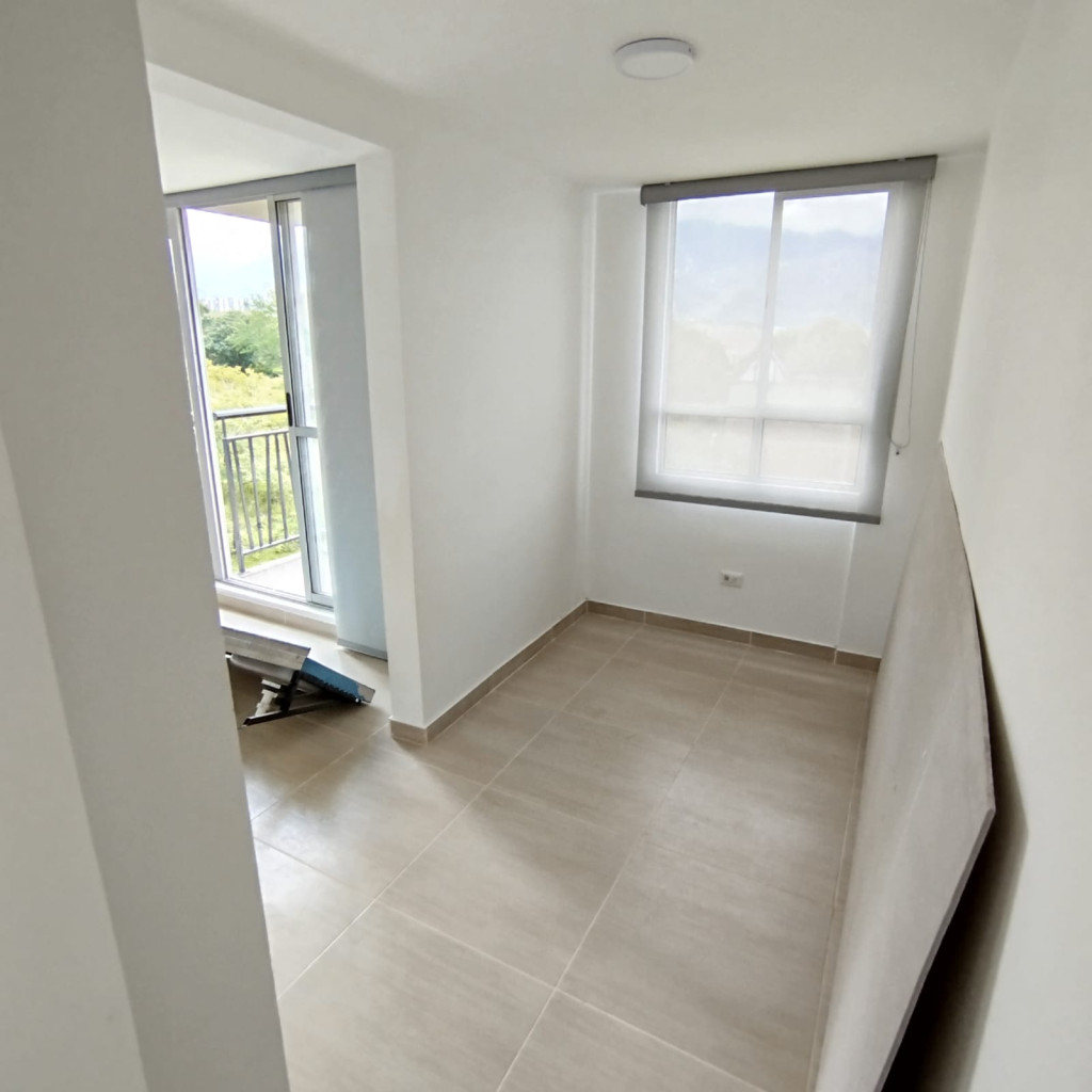 APARTAMENTO en VENTA en C.R VALLE LINDO PISO 4 — 4